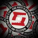 Eine Waffe in der Hand ist besser als die Polizei am Telefon Aufkleber Oracal