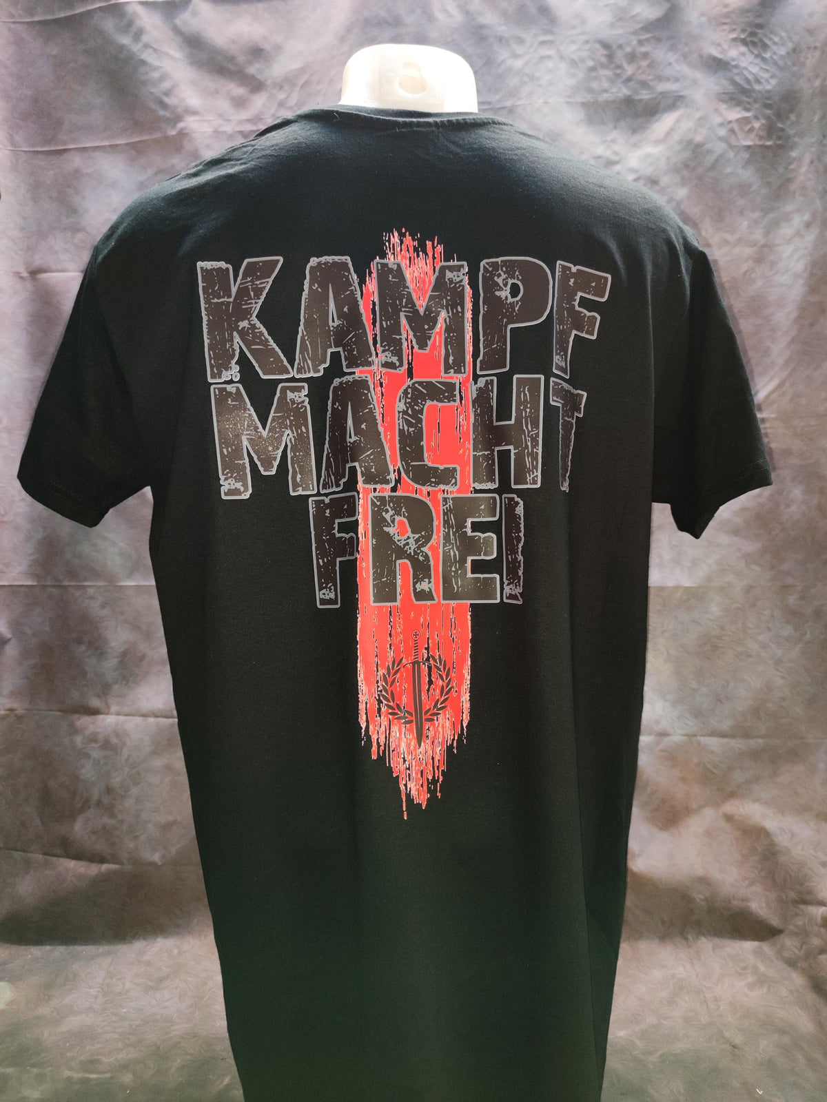"Kampf macht Frei" T-shirt Kampf I B&C