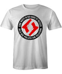 Eine Waffe in der Hand ist besser als die Polizei am Telefon T-Shirt B&C